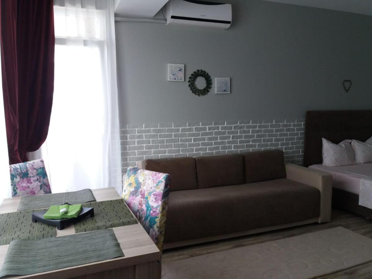 Ferienwohnung Garsoniera Bibi Mamaia Nord Exterior foto