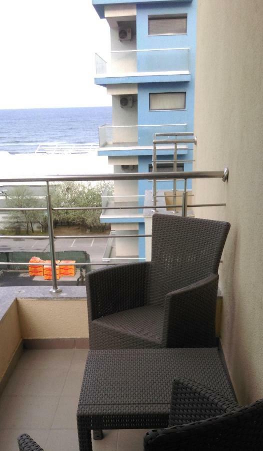 Ferienwohnung Garsoniera Bibi Mamaia Nord Exterior foto